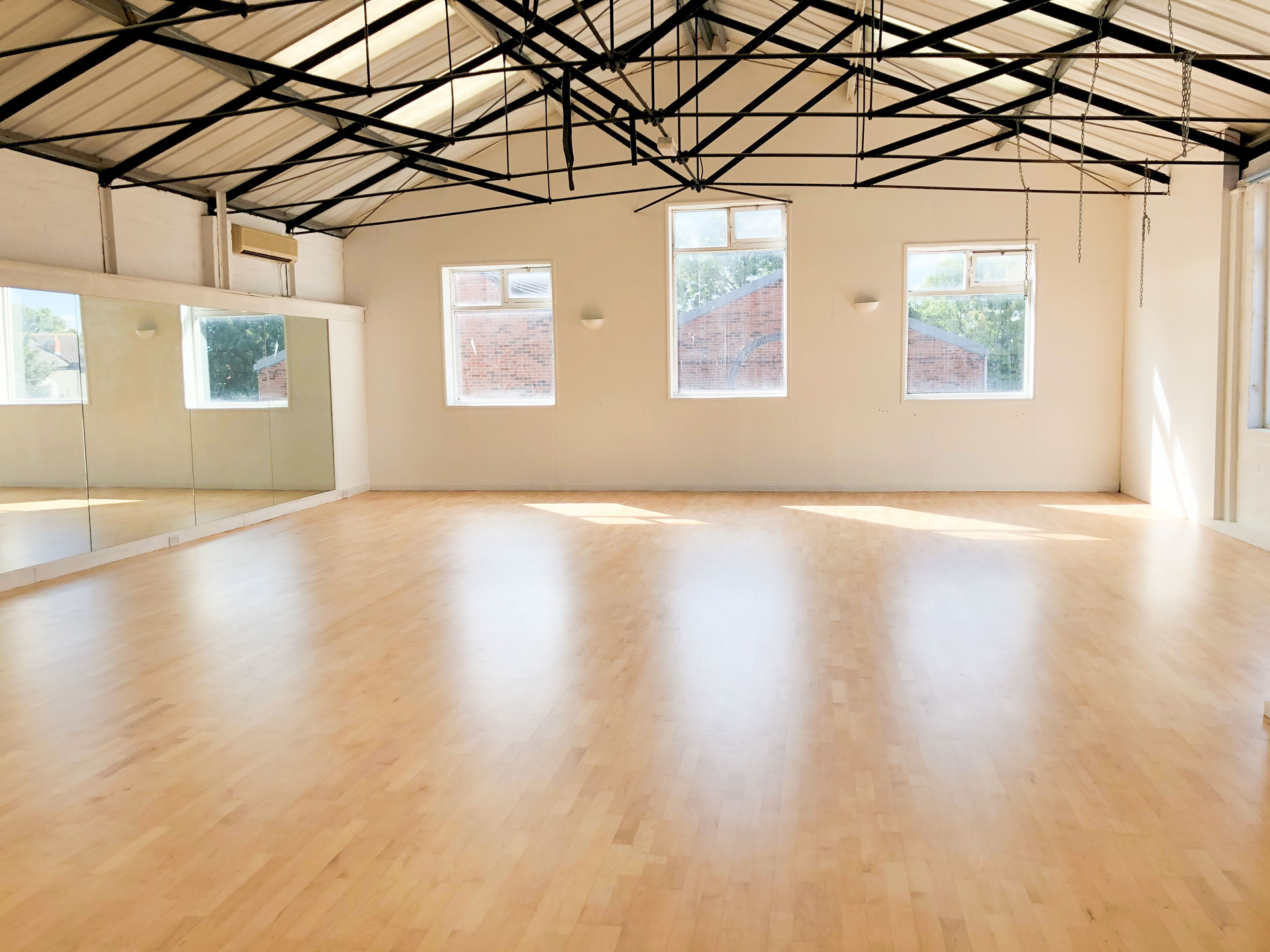 dragon-martial-arts-glouester-hall dragon-martial-arts-glouester-hall